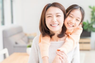 MFT(口腔筋機能療法)とは?子どもの歯並び・大人の矯正から専門家の学び方までのアイキャッチ画像